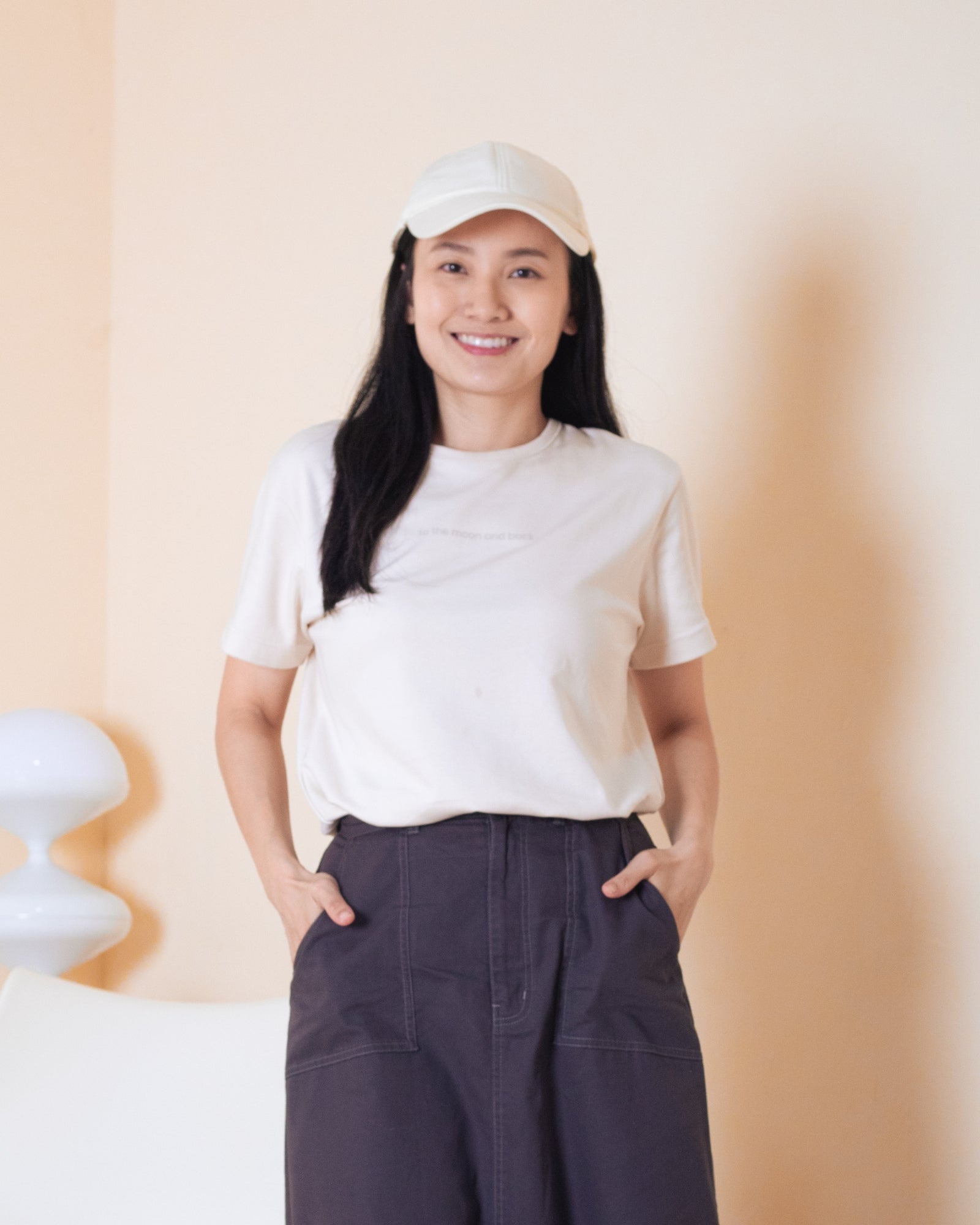 トゥ・ザ・ムーン&バック大人用Tシャツ