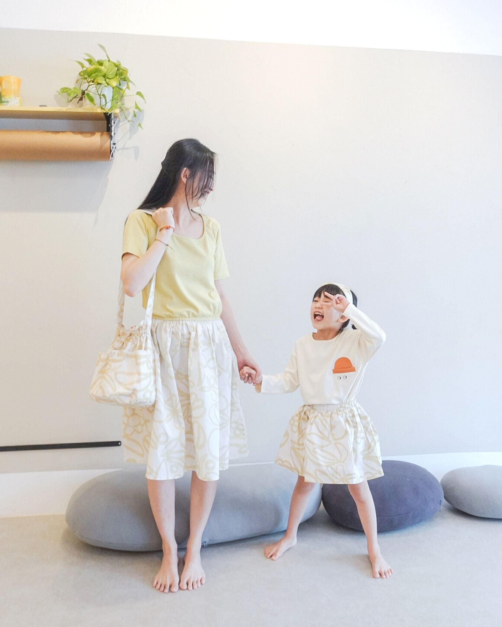Moms Wild Flowers Colorblock Midi Dress