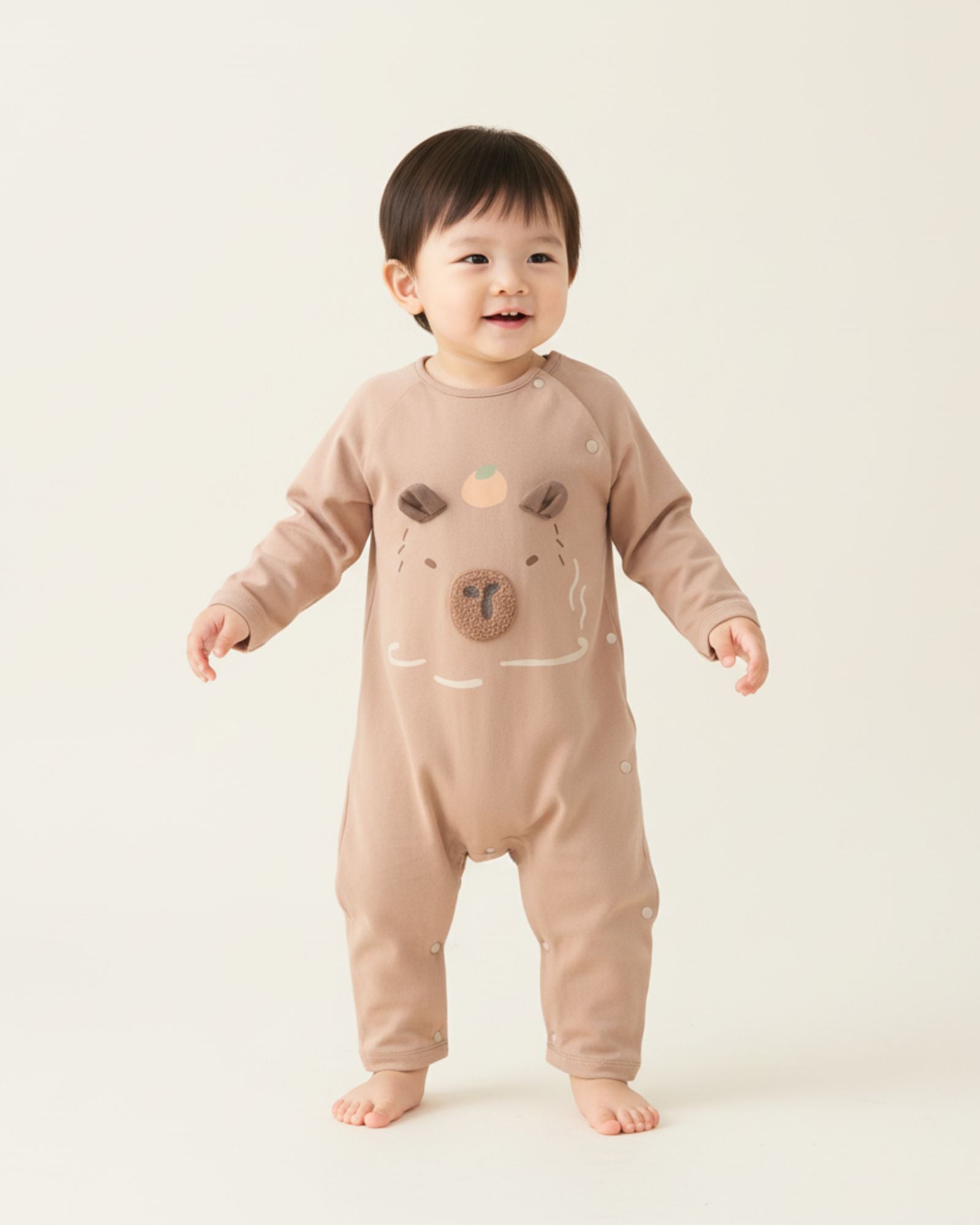 Pre-order: Capybara In Onsen Long Sleeves Baby Romper