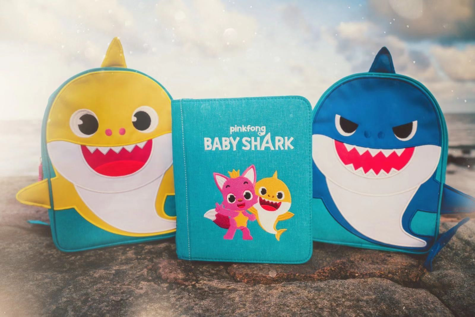 My first book - Baby Shark (3Y+)